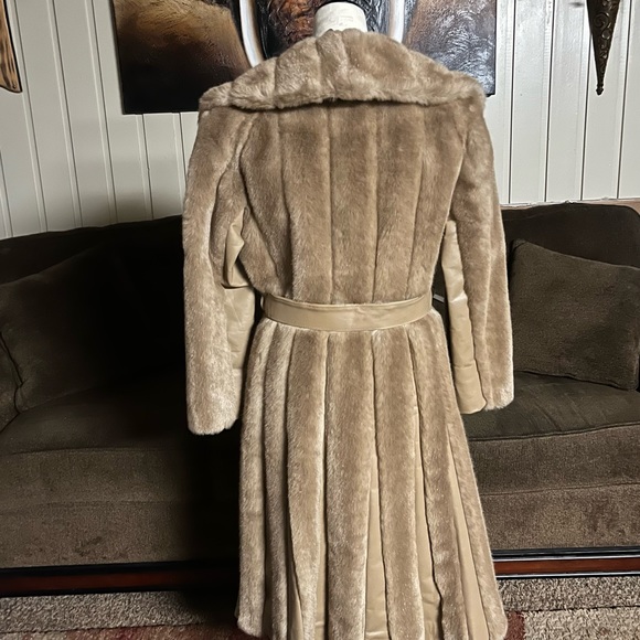 Jet Set California~Vintage Dress Fur Coat~Size 12 (New W/Tags) - Picture 10 of 16